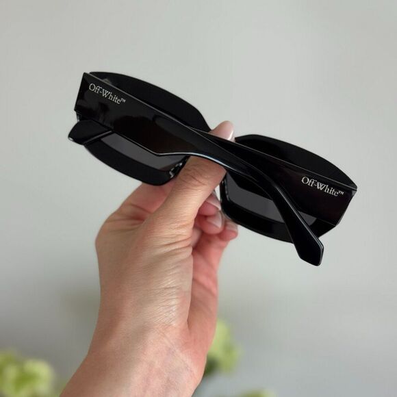 Off-White CHARLOTTE Women Sunglasses Black Grey Rectangle OERI138 CHARLOTTE 1007 main image 16
